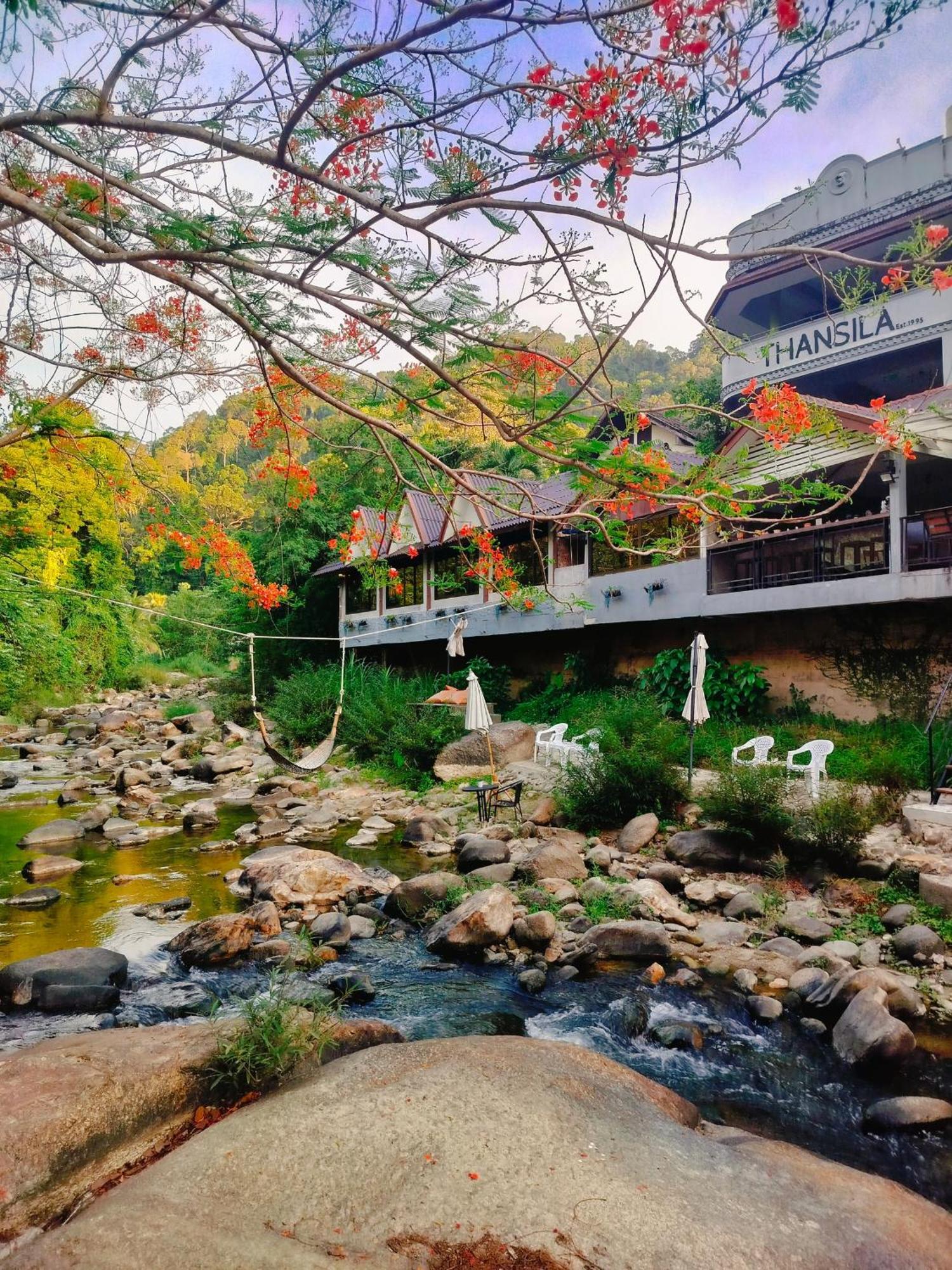 Thansila Resort Ranong Buitenkant foto